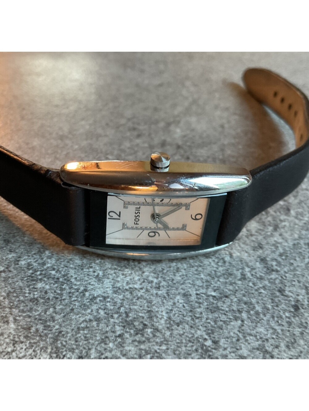 Beautiful Fossil Womens Watch 21mm Silver Tone Case W/Black Leather Band Bin Z